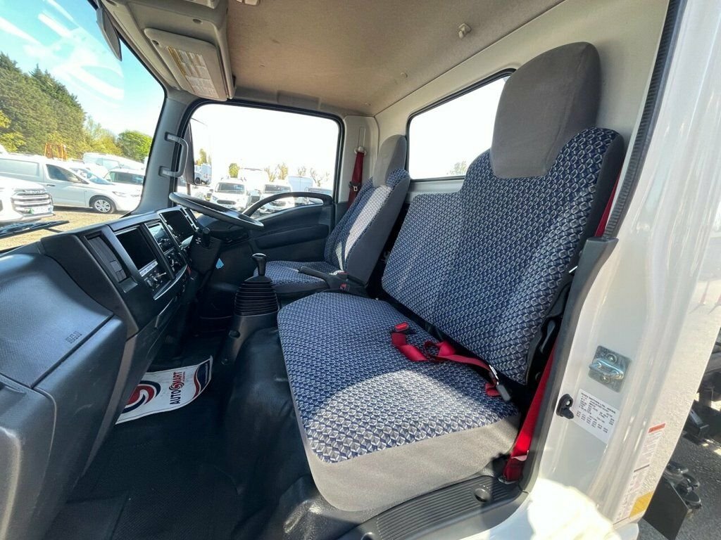 Isuzu 1.9L Null LP23ZZT White #5