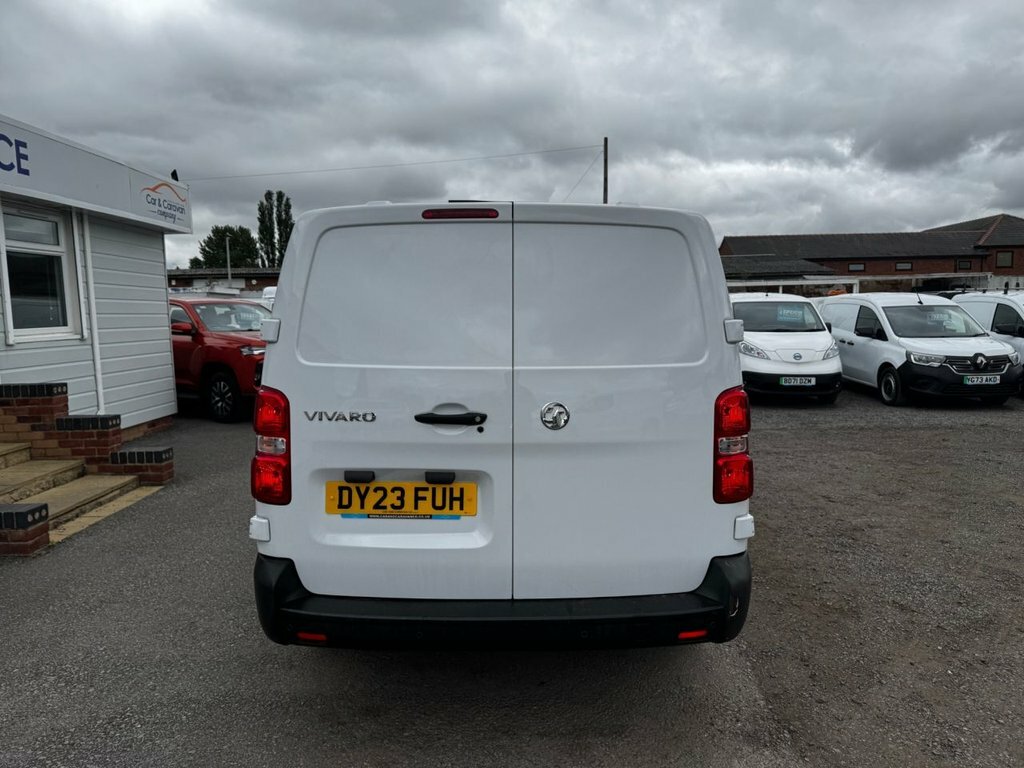 Vauxhall Vivaro 1.5L Prime 6Dr DY23FUH White #6