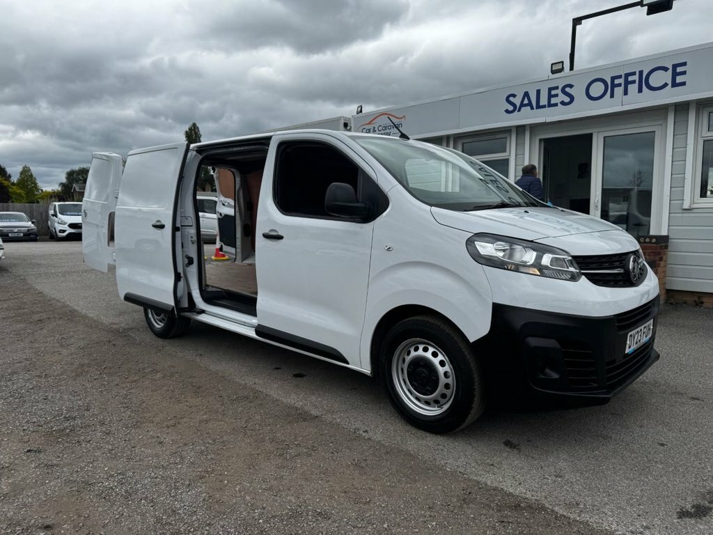 Vauxhall Vivaro 1.5L Prime 6Dr DY23FUH White #2
