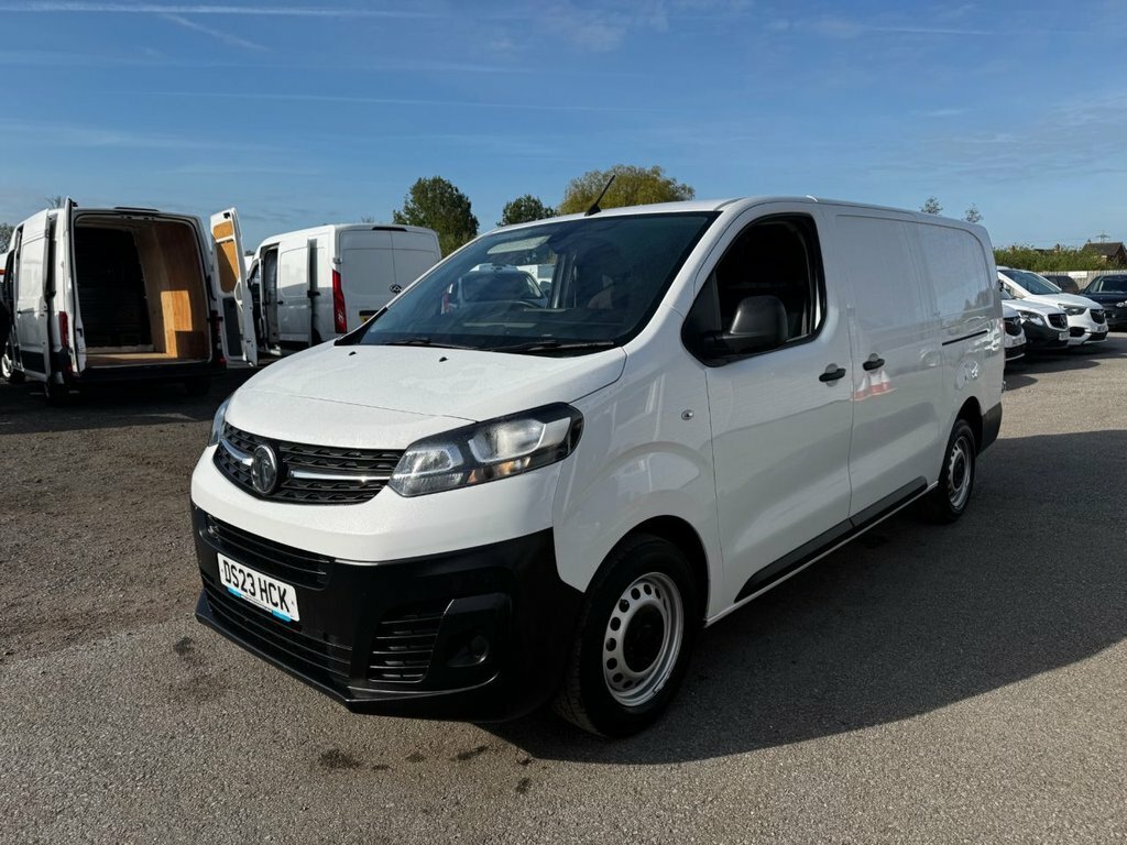 Vauxhall Vivaro 1.5L Prime 6Dr DS23HCK White #2