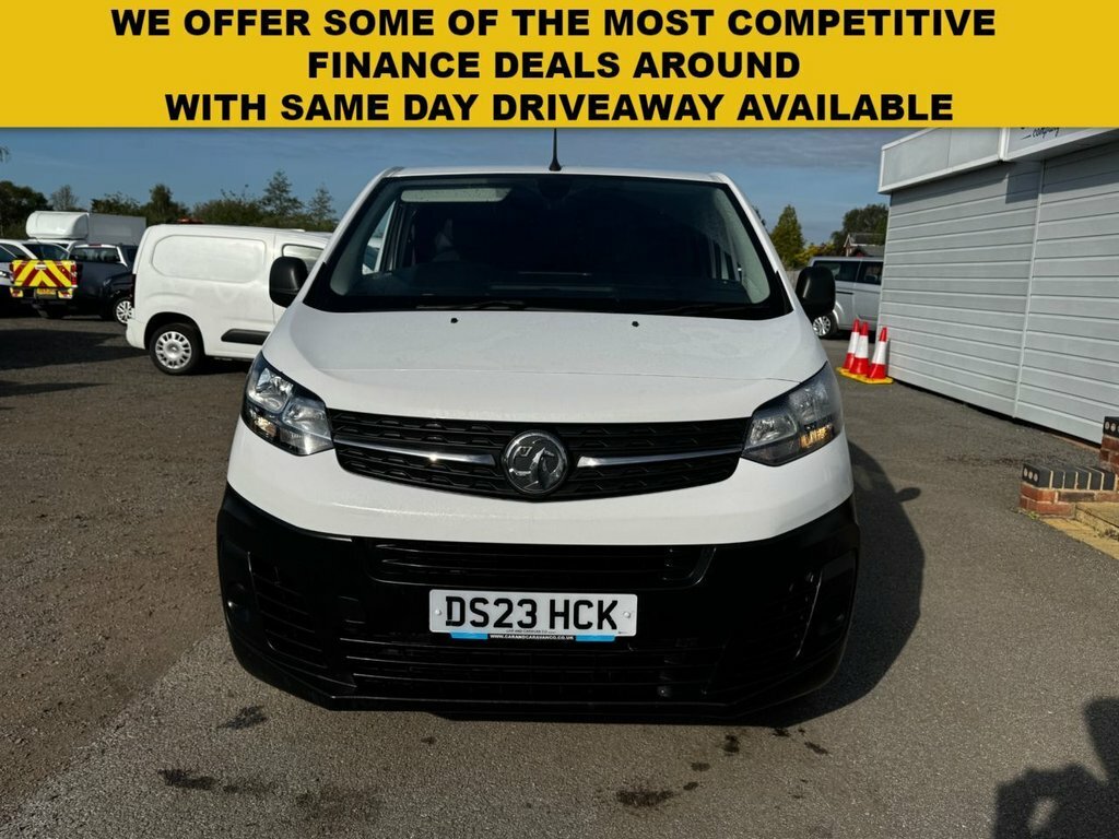 Vauxhall Vivaro 1.5L Prime 6Dr White