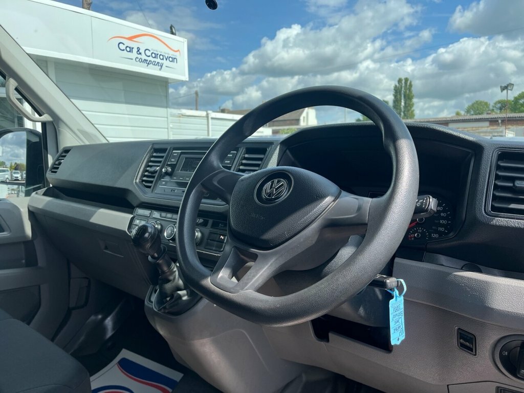 Volkswagen Crafter 2L Startline GL72VRP White #2