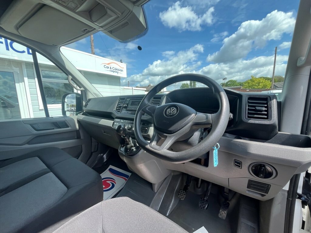 Volkswagen Crafter 2L Startline GL72VRP White #3