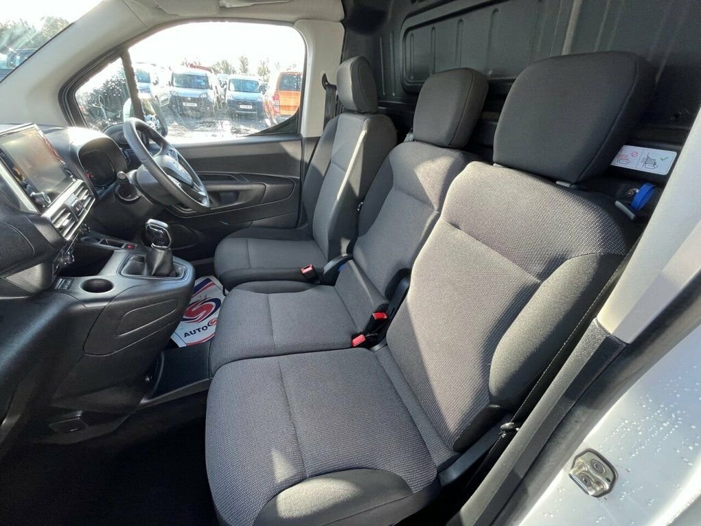 Vauxhall Combo 1.5L Pro DN23NNO White #5
