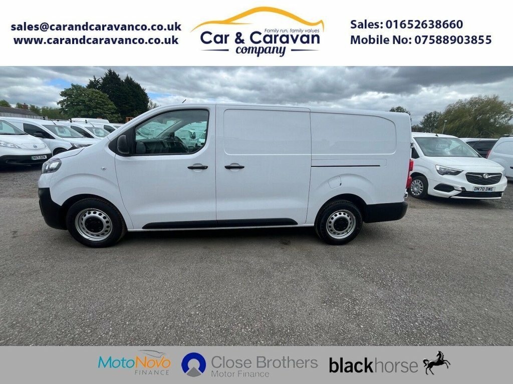 Vauxhall Vivaro 1.5L Dynamic 6Dr DL72EMK White #2