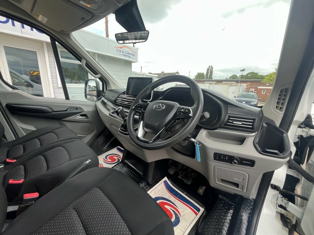 Maxus Deliver 9 Diesel WV22NFL White #2