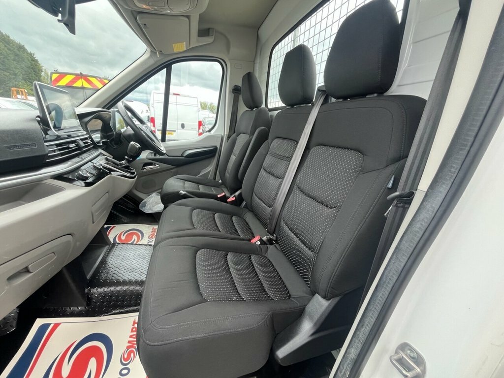 Maxus Deliver 9 Diesel WV22NFL White #6