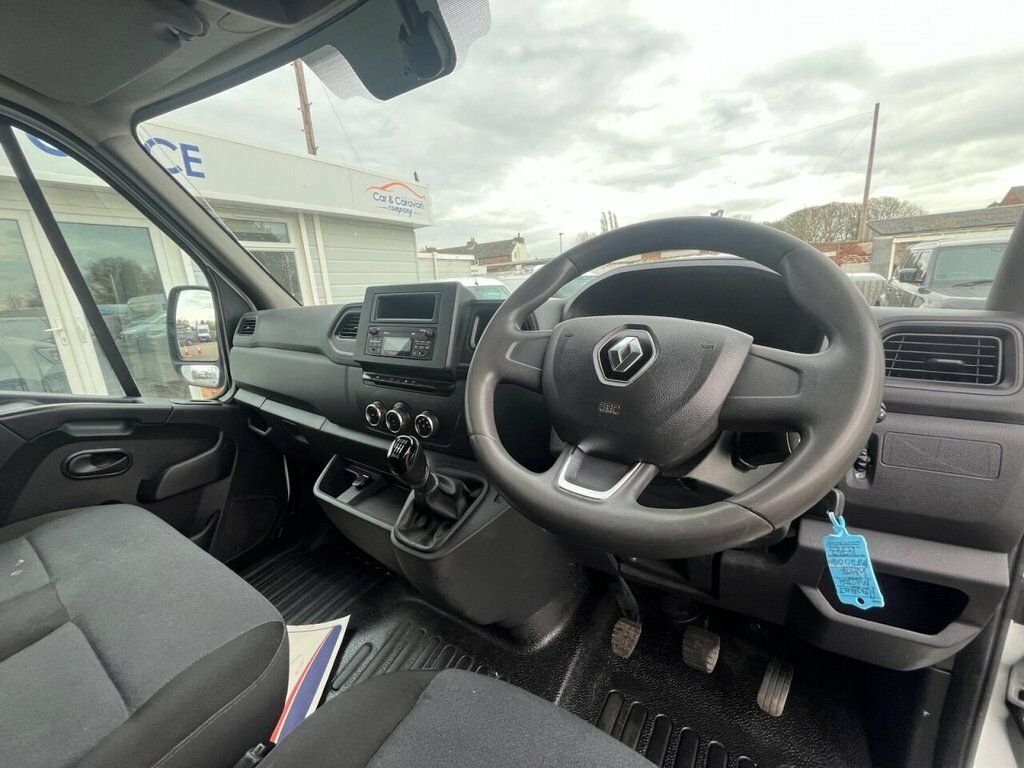 Renault Master 2.3L Business HN23GRK White #2