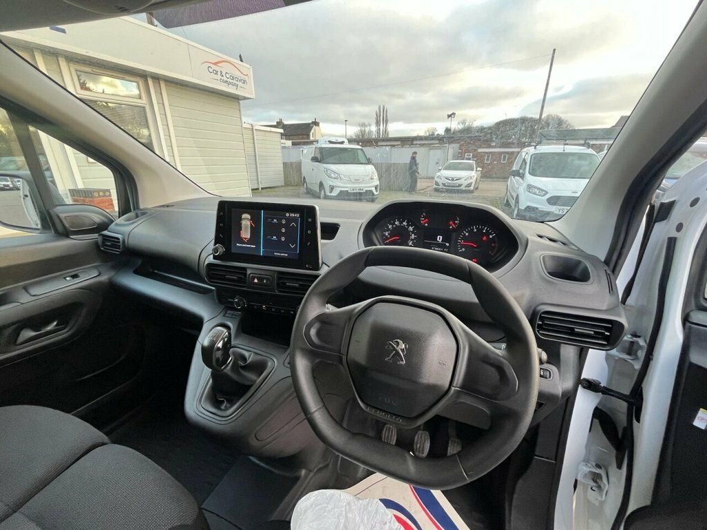 Peugeot Partner 1.5L Professional MF21EZJ White #6