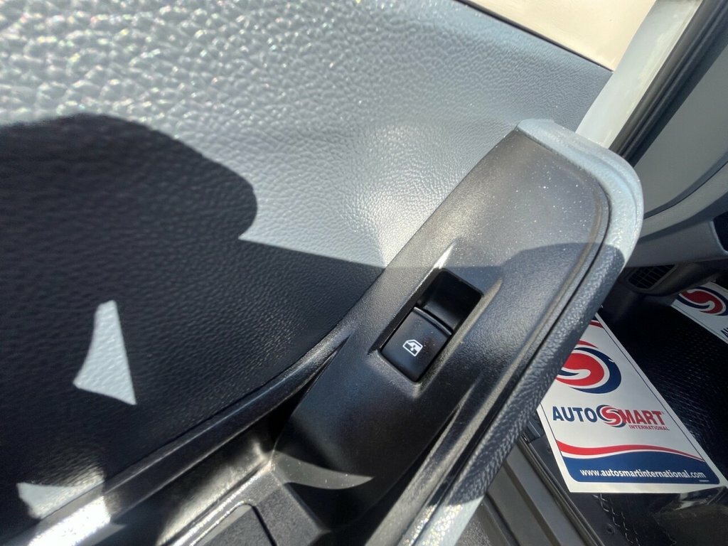 Maxus eDeliver 3 Mpv White #19