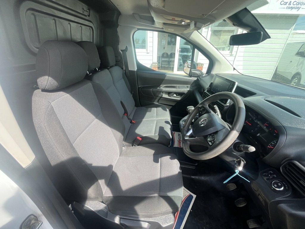 Vauxhall Combo 1.5L Pro DN23NTU White #2