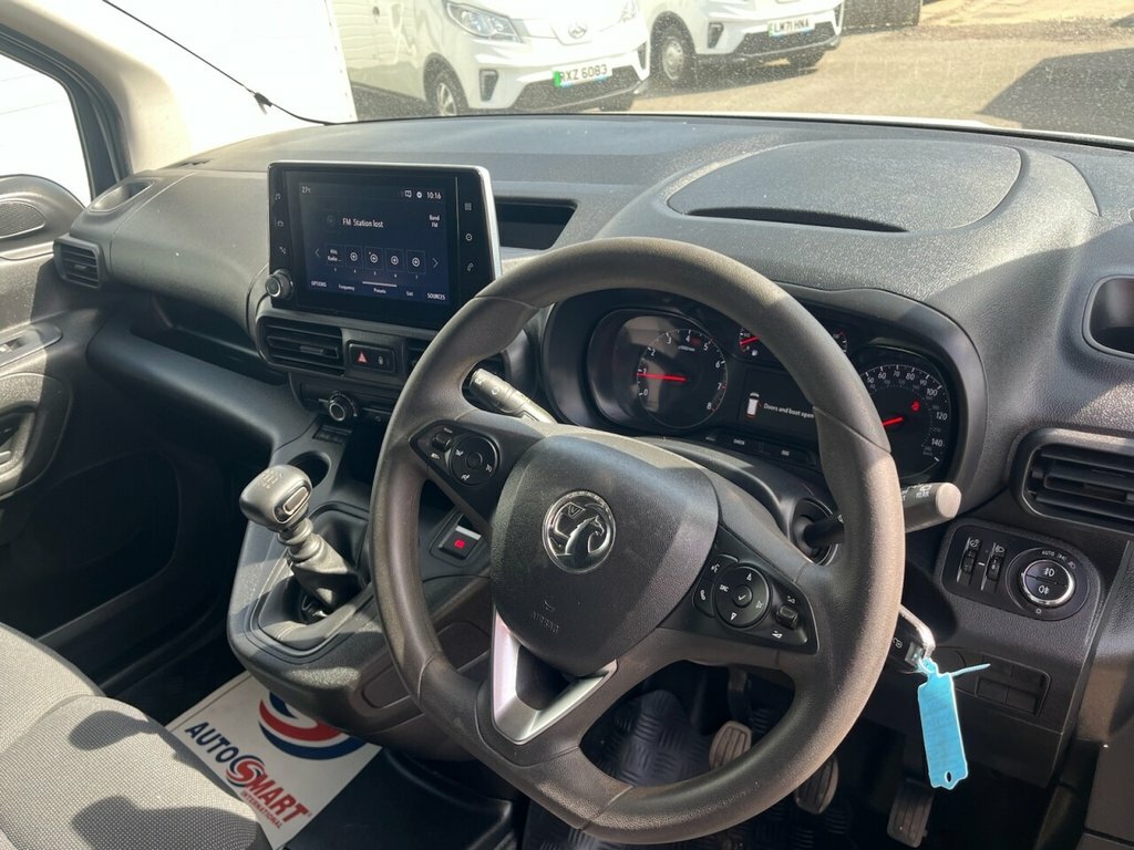 Vauxhall Combo 1.5L Pro DN23NTU White #3
