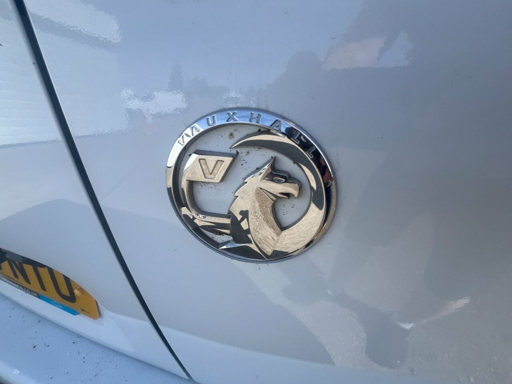 Vauxhall Combo 1.5L Pro DN23NTU White #5