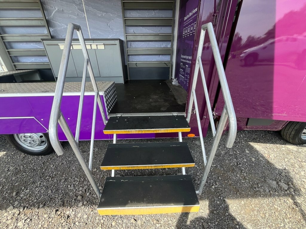 Peugeot Boxer Diesel FJ17DLD Purple #2
