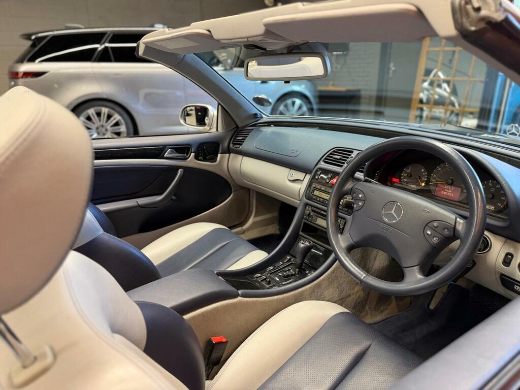 Mercedes-Benz CLK 230 Kompressor Avantgarde Cabriolet Red #3