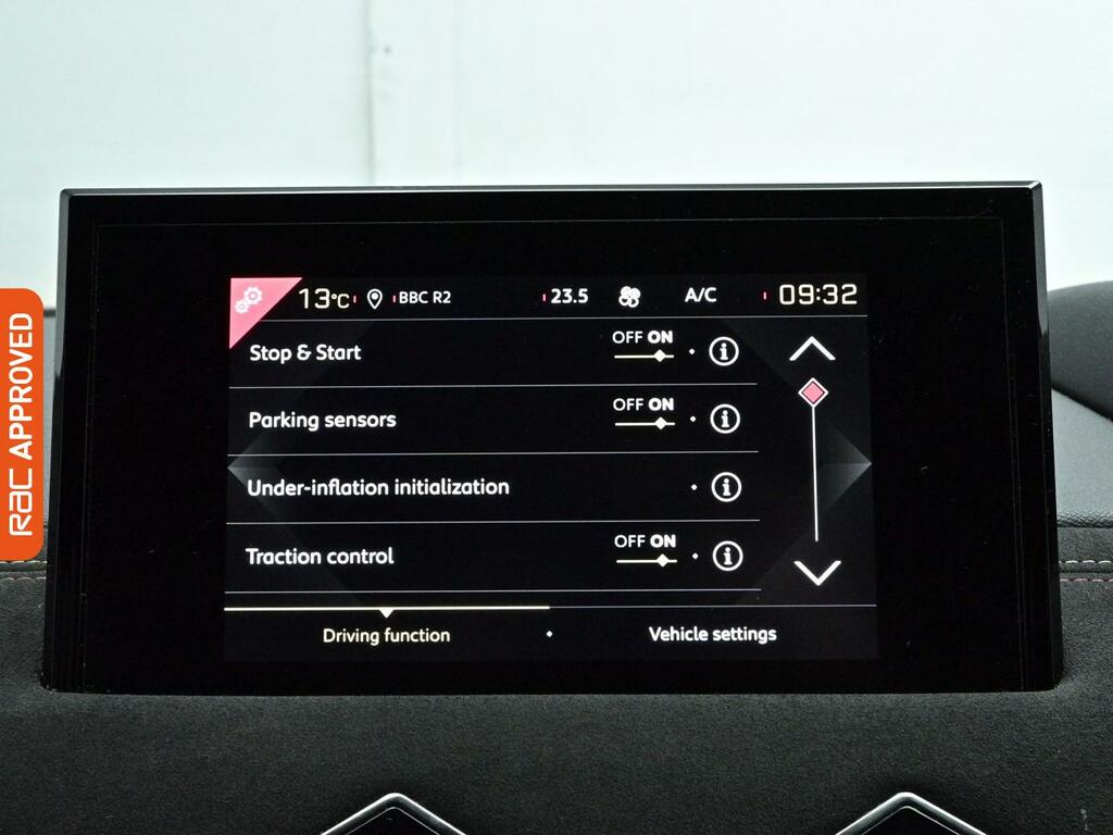 DS DS 3 Crossback 1.2 Puretech Performance Line Crossback AV22HDN Grey #3