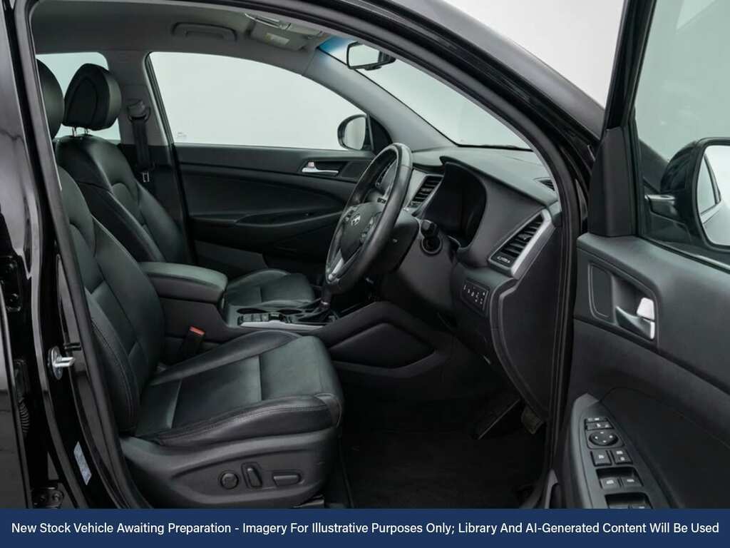 Hyundai Tucson 1.7 Crdi Blue Drive Premium Suv Black