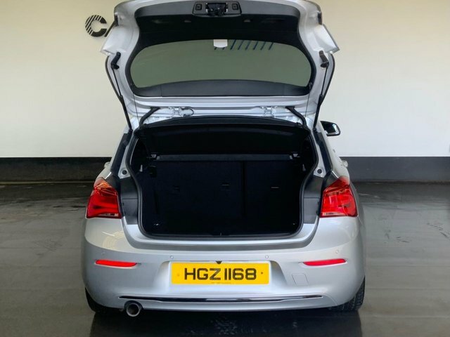 BMW 1 Series 2.0 118D Sport Hatchback Euro 6 HGZ1168 Silver #5