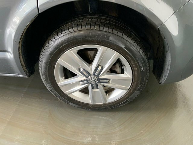 Volkswagen Transporter Shuttle 2L S White #18