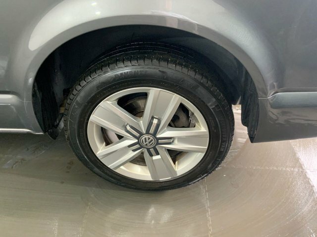Volkswagen Transporter Shuttle 2L S White #15