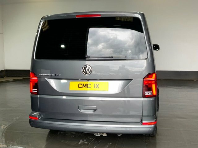 Volkswagen Transporter Shuttle 2L S White #7