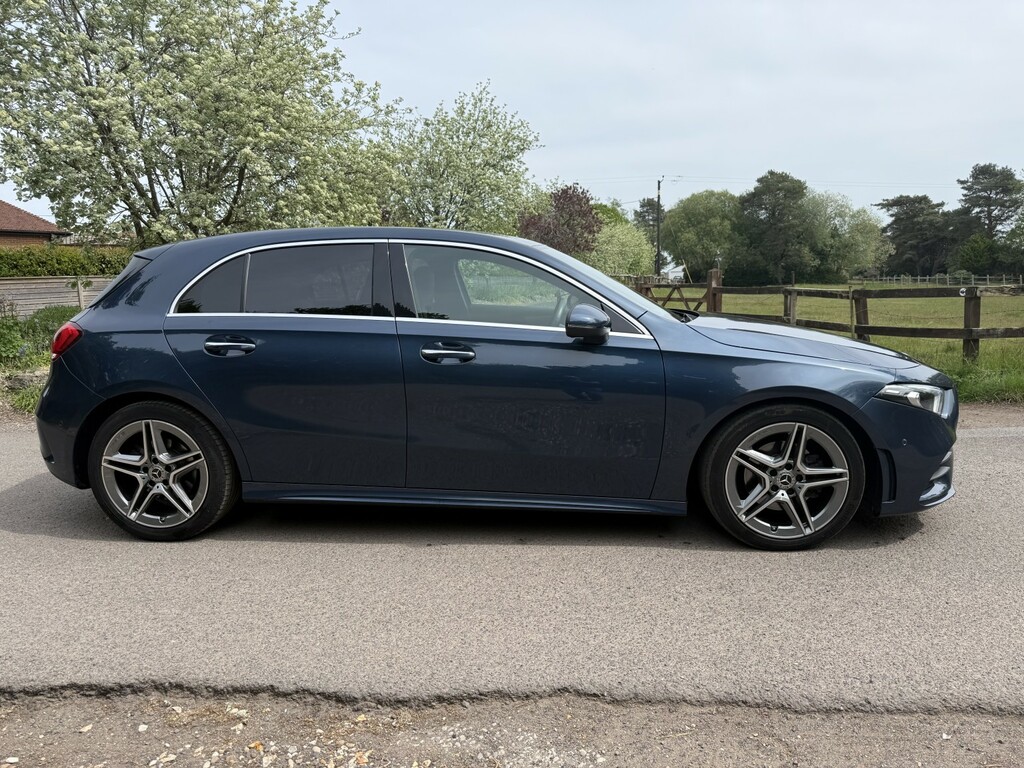 Mercedes-Benz A Class 1.3 A200 Amg Line 2020 HJ20TNZ Blue #3