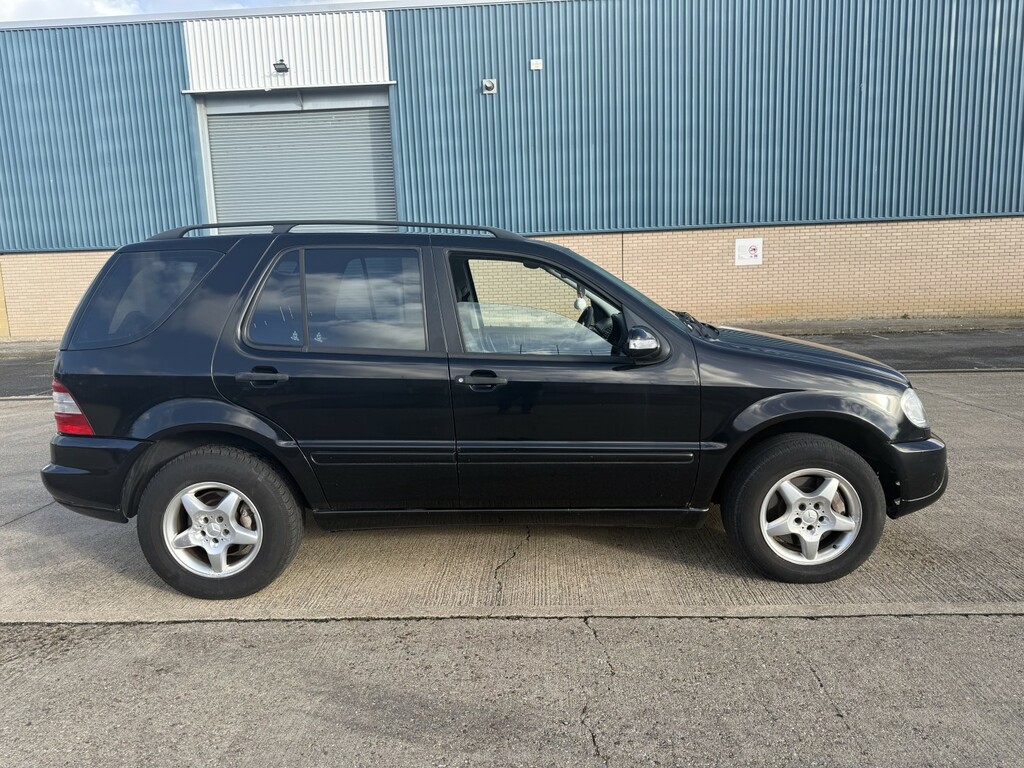 Mercedes-Benz M Class Silver #2