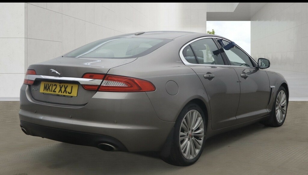Jaguar XF 3.0 D V6 Premium Luxury 2012 MK12XXJ Grey #5