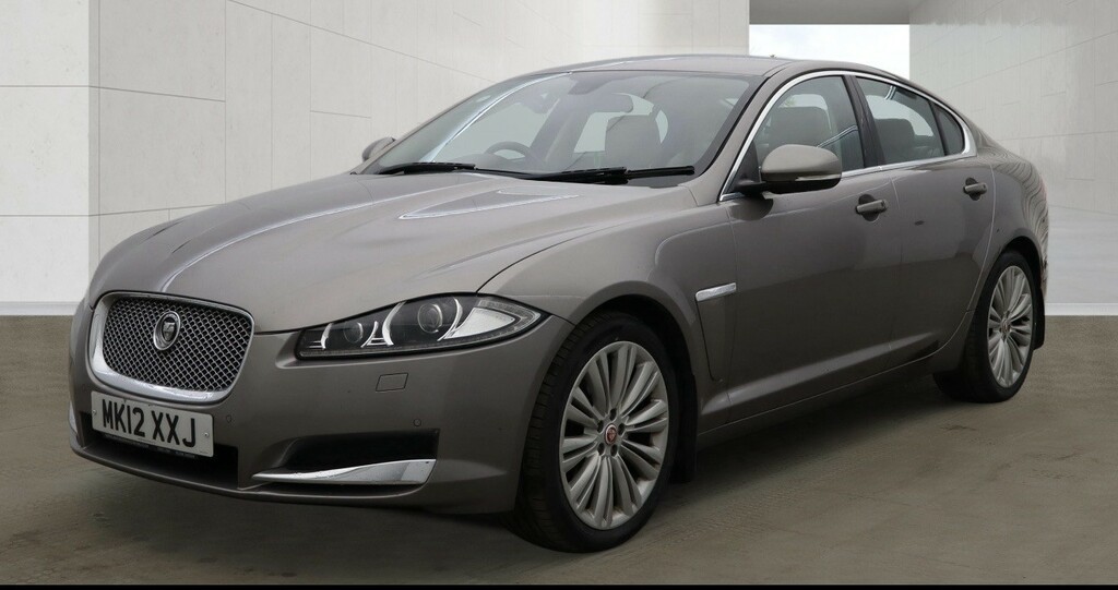 Jaguar XF 3.0 D V6 Premium Luxury 2012 MK12XXJ Grey #2
