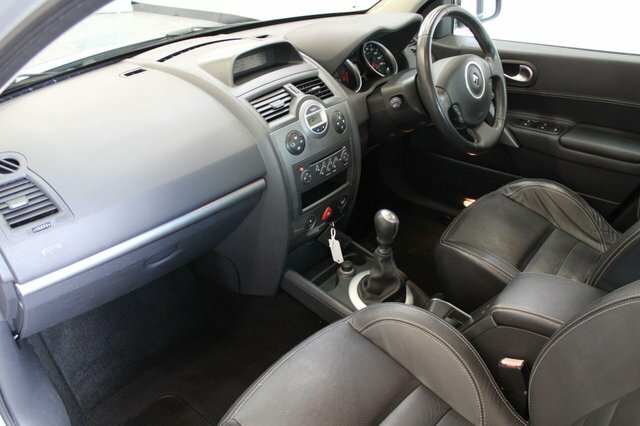 Renault Megane 2007 2.0 Renaultsport Lux CA57FVG Silver #2