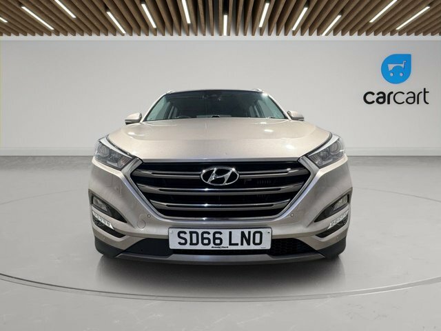Hyundai Tucson Crdi Premium Suv SD66LNO White #2