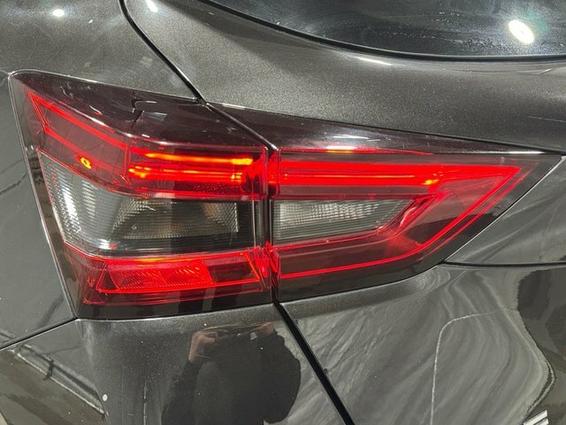Nissan Juke Dig-t N-connecta Suv YM71AOE Black #6