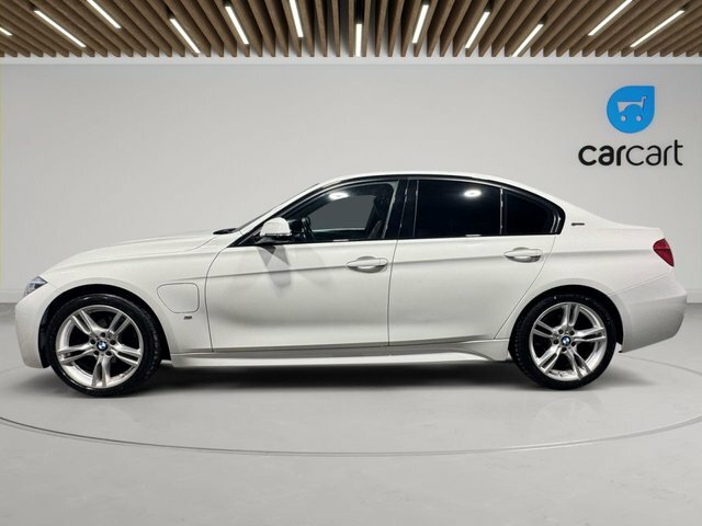 BMW 3 Series 330E 7.6Kwh M Sport BG18SWU White #4