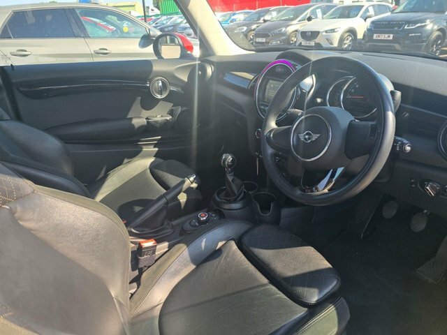 Mini Hatch One Hatchback Black #5