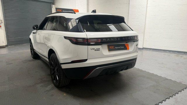 Land Rover Range Rover Velar 2.0 D240 R-dynamic Hse Suv 4Wd Eur AO67FYF White #4