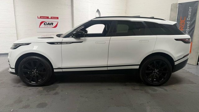 Land Rover Range Rover Velar 2.0 D240 R-dynamic Hse Suv 4Wd Eur AO67FYF White #3