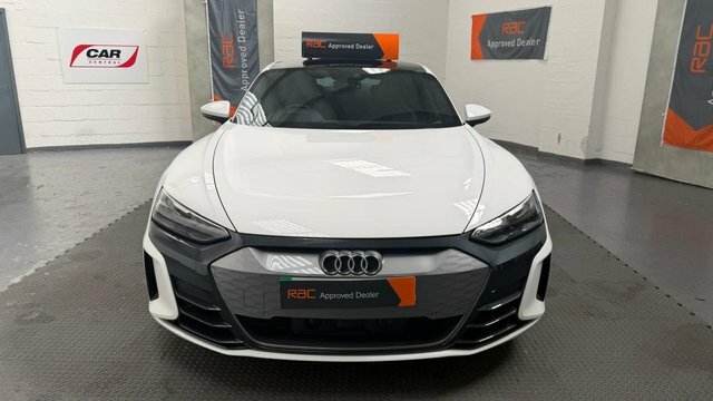 Audi E Tron GT 93.4Kwh Saloon Quattro 476 Ps PVD335 White #2