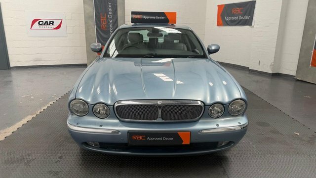 Jaguar XJ 2.7 Tdvi Executive Saloon 21 Blue #2