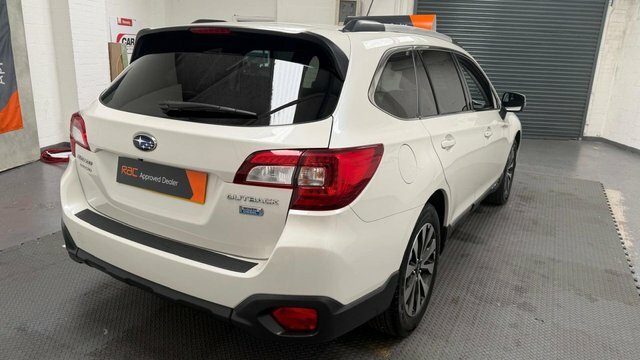 Subaru Outback 2.0D Se Premium Estate Lineartronic 4Wd White #6