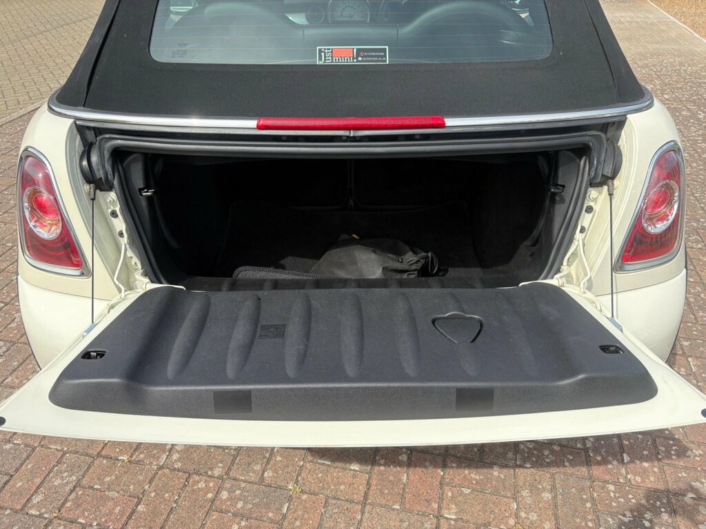 Mini Convertible 1.6 One Euro 5 WP62GXB White #6