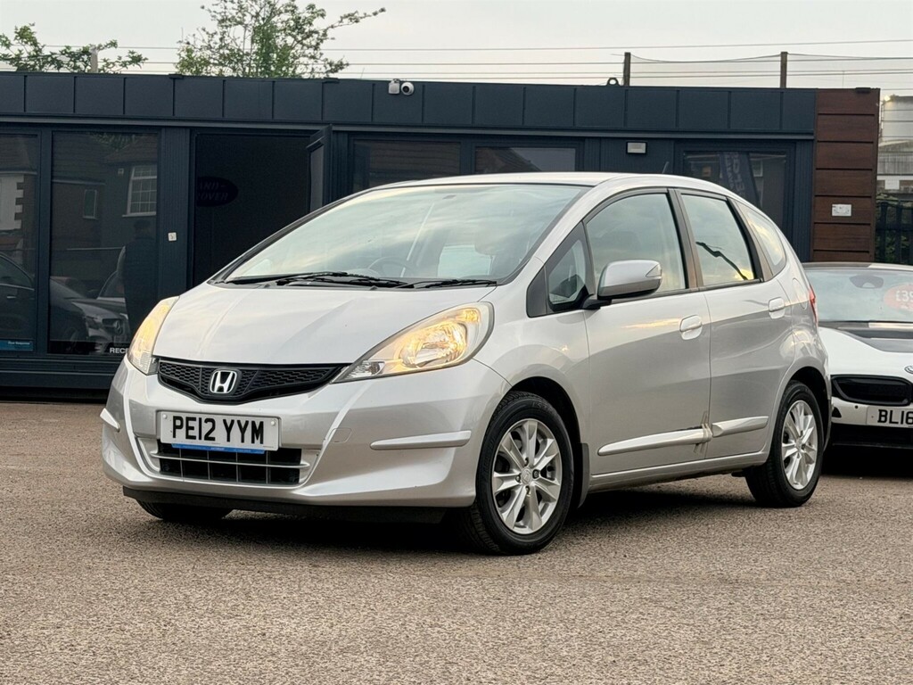 Honda Jazz 1.4 I-vtec Es Cvt Euro 5 PE12YYM  #3