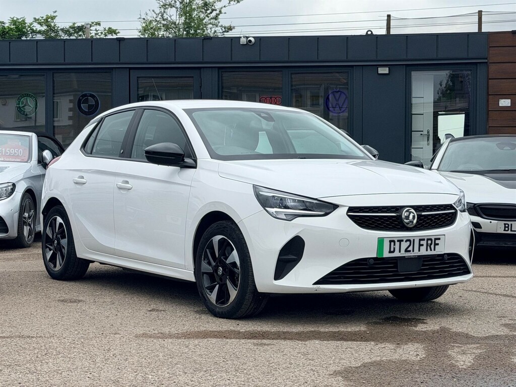 Vauxhall Corsa-e 50Kwh Se Nav Premium 7.4Kw Char White
