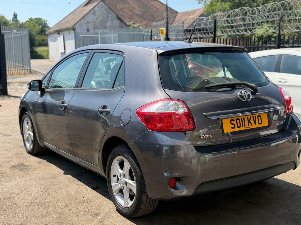 Toyota Auris 1.6 V-matic Tr Multimode Euro 5 Grey #5