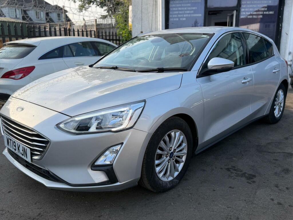 Ford Focus 1.0T Ecoboost Titanium Euro 6 Ss WT19KJN Silver #4