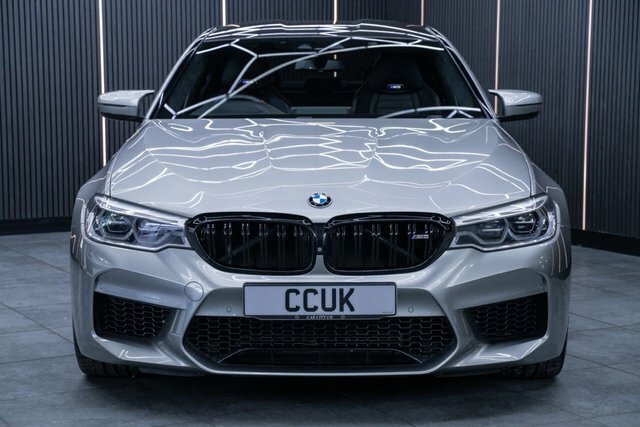BMW M5 4.4 V8 Gpf Saloon Steptronic Xdrive Eur FG69XNR Black #2