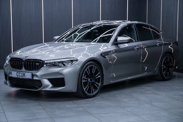 BMW M5 4.4 V8 Gpf Saloon Steptronic Xdrive Eur FG69XNR Black #3