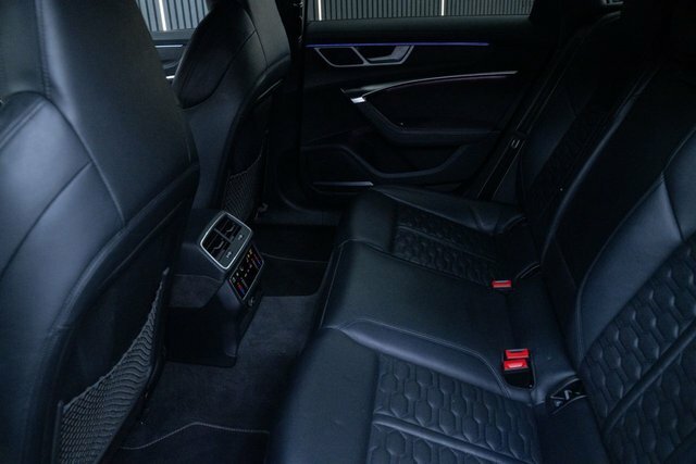 Audi RS6 Avant Estate Black #33