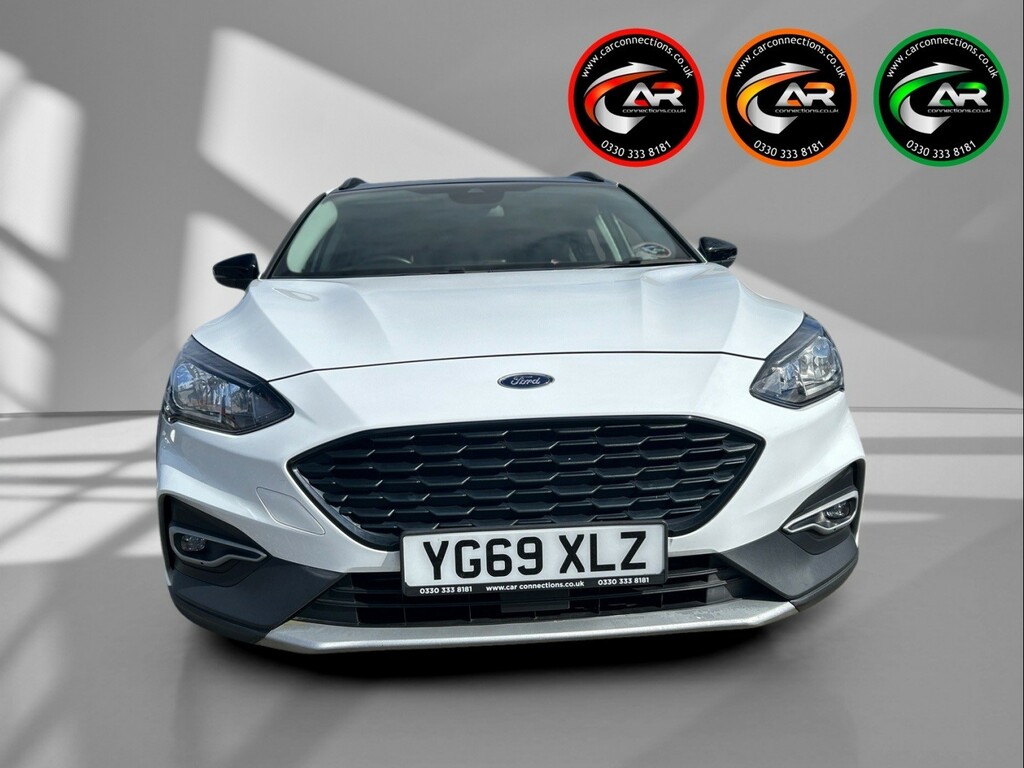 Ford Focus Mpv Hatchback 2018 - 2021 2019 YG69XLZ White #3
