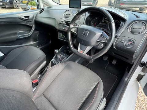 Seat Ibiza 1.4 Tsi Act WF64AEM White #2