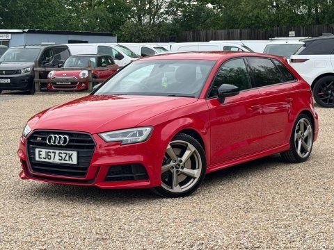 Audi S3 2.0 Tfsi Black Red